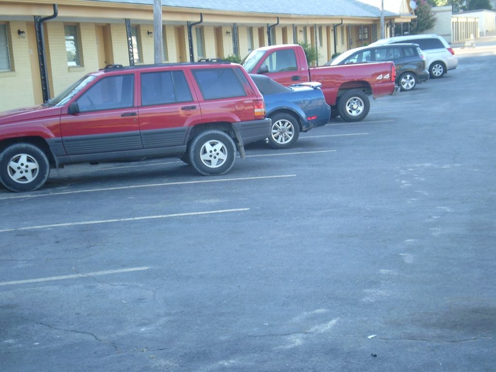 Sunrise Inn - Brownsville Extérieur photo