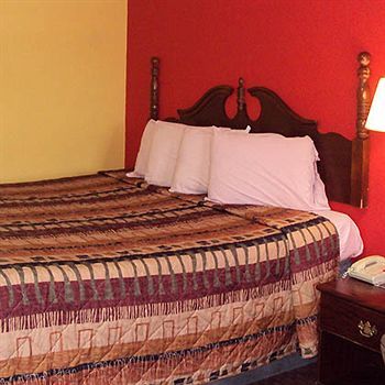Sunrise Inn - Brownsville Extérieur photo