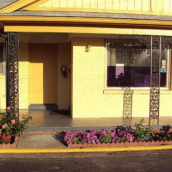 Sunrise Inn - Brownsville Extérieur photo